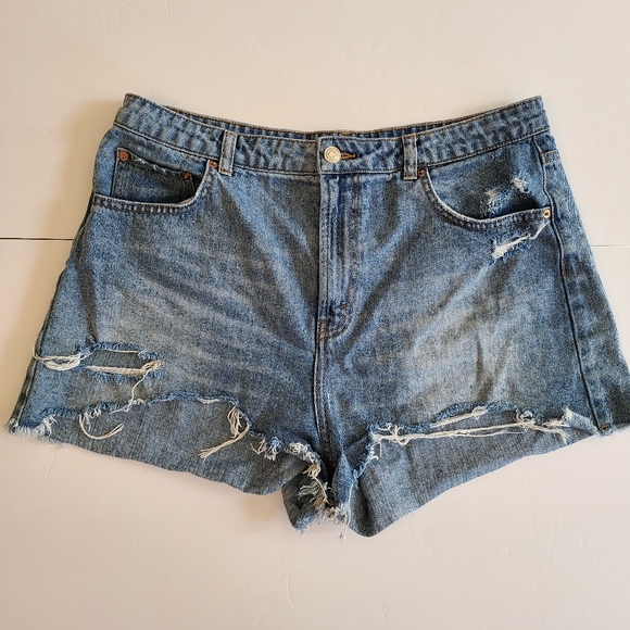 Wild Fable Size 14 Blue Distressed cut off Jean shorts summer vacation outdoors